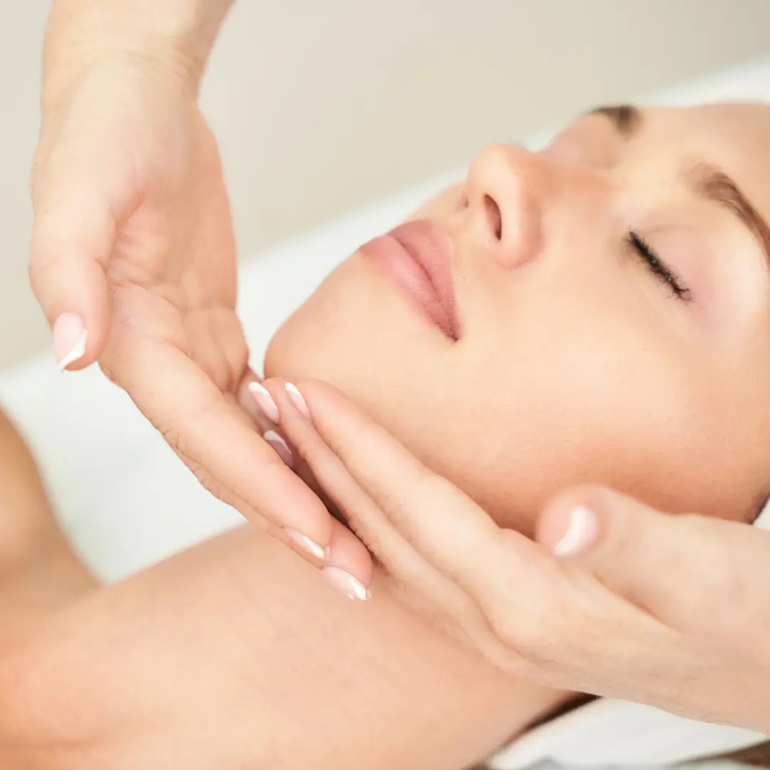 HydraFacial Purify & Glow